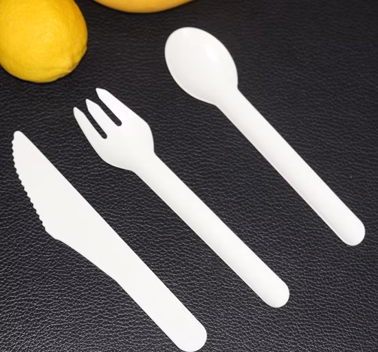 Papierlöffel, Gabel, Messer, biologisch abbaubare, kompostierbare Einwegutensilien, Besteckherstellungsmaschine